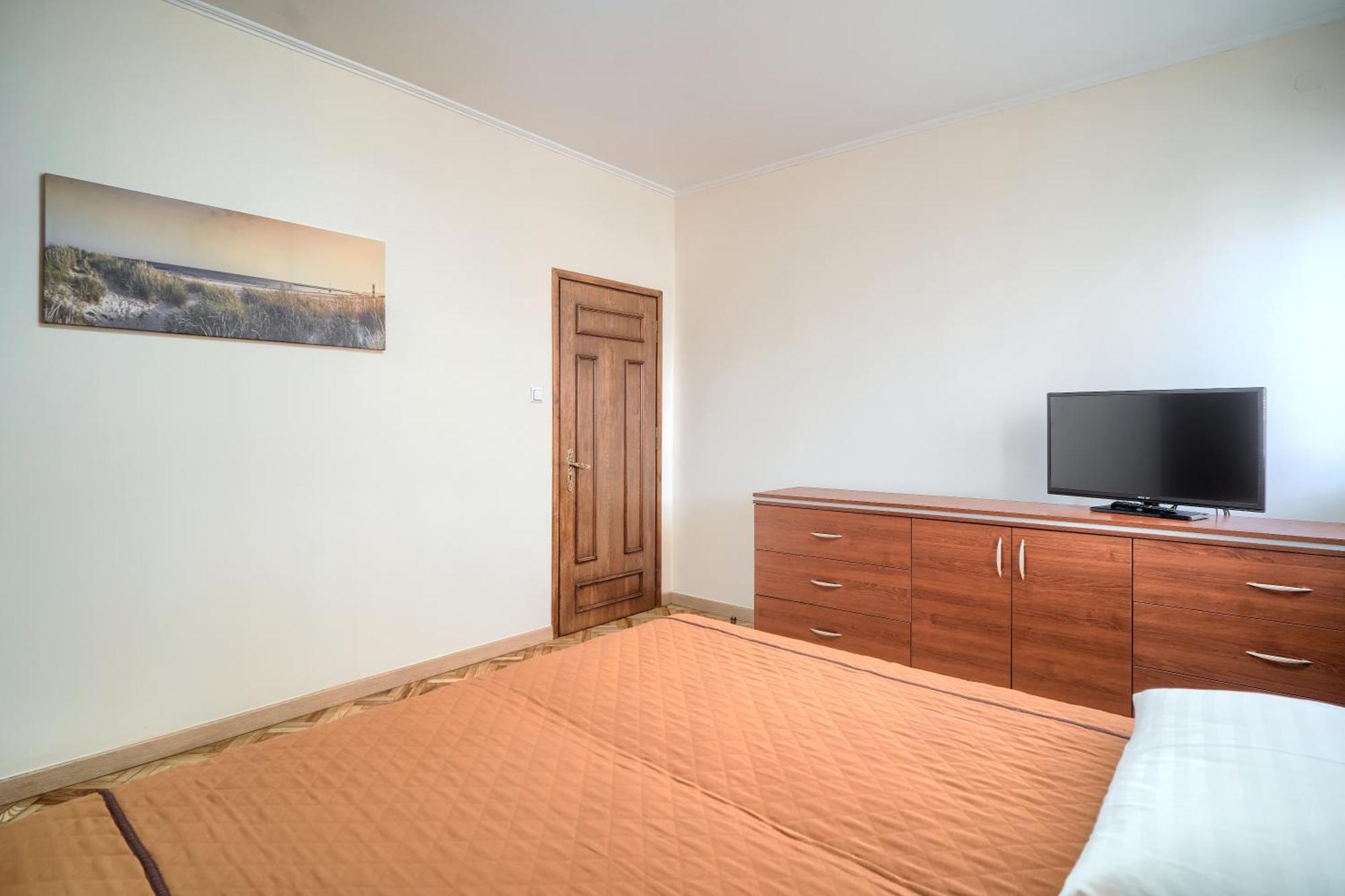 Pensjonat Tadeusz I Apartamenty W Darlowku Darlowko Exterior foto